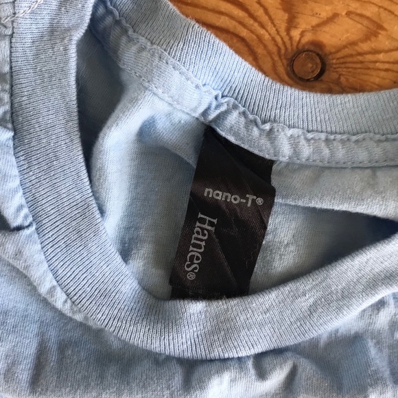 [SOLD] Comfy casual tee - Picture 4 of 5